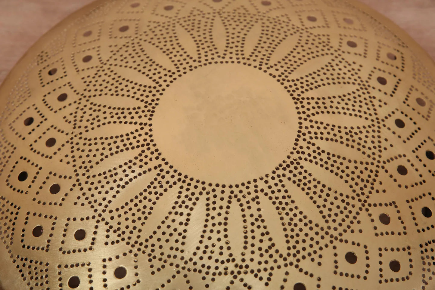 Moroccan Brass Wall Sconce – Handmade Round Light Fixture, Geometric Design, Ambient Glow, Boho Decor, Riad Lighting, Artisan Made